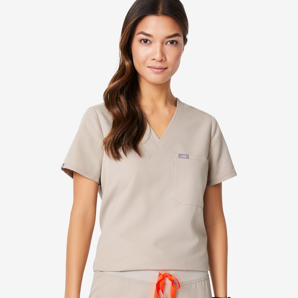 FIGS Clothing Scrub set Boulder Catarina Top Small Yola Pants Medium looks new